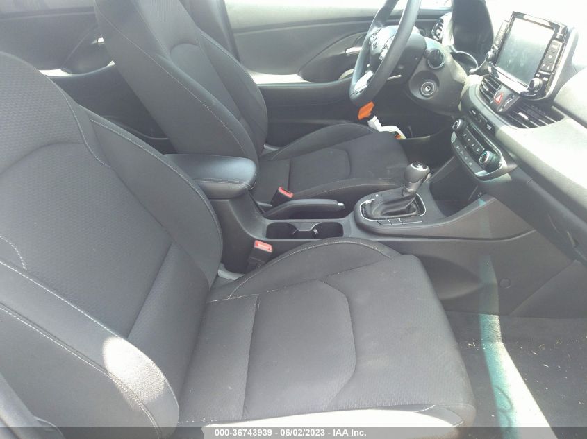 2018 HYUNDAI ELANTRA GT - KMHH35LE2JU025549