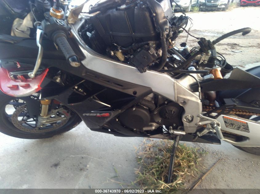 2022 APRILIA RSV4 FACTORY - ZD4KYUB05NS000324