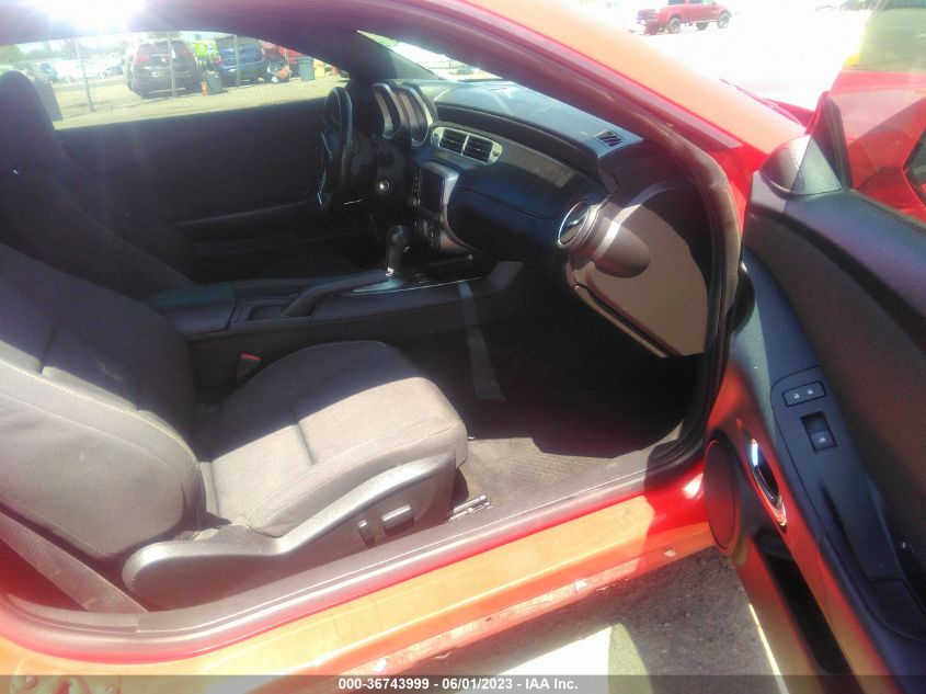 2015 CHEVROLET CAMARO LT - 2G1FD1E34F9132564