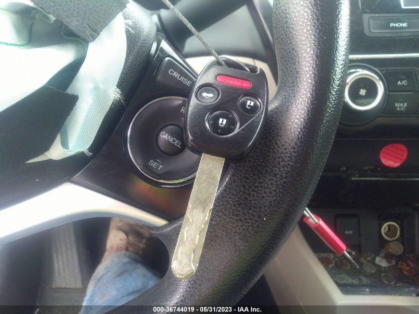 2013 HONDA CIVIC SDN LX - 19XFB2F52DE258066