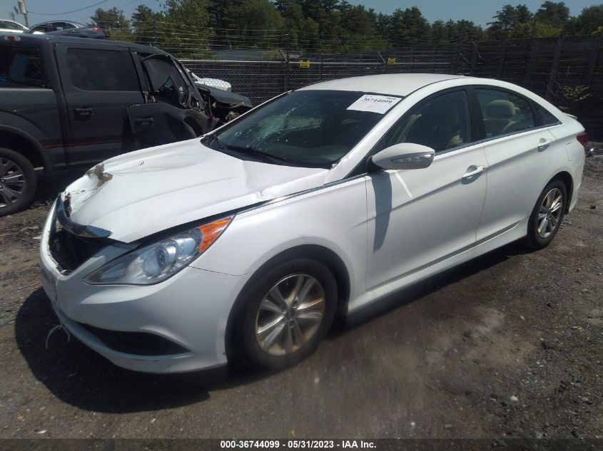 2014 HYUNDAI SONATA GLS - 5NPEB4AC2EH843000