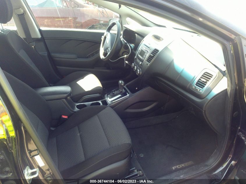2018 KIA FORTE LX - 3KPFK4A7XJE195783