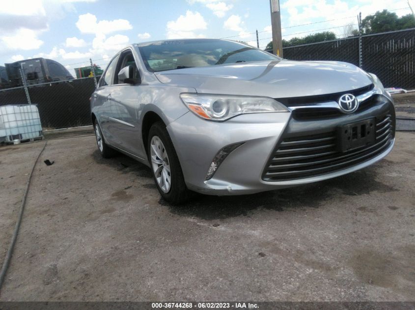 2015 TOYOTA CAMRY XLE/SE/LE/XSE - 4T4BF1FK4FR455720