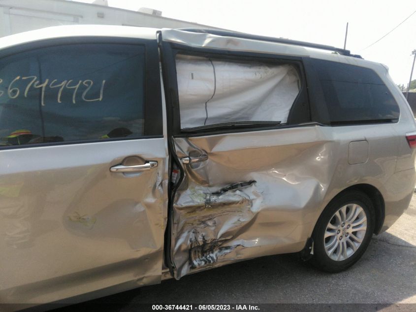 2015 TOYOTA SIENNA XLE - 5TDYK3DC2FS632426