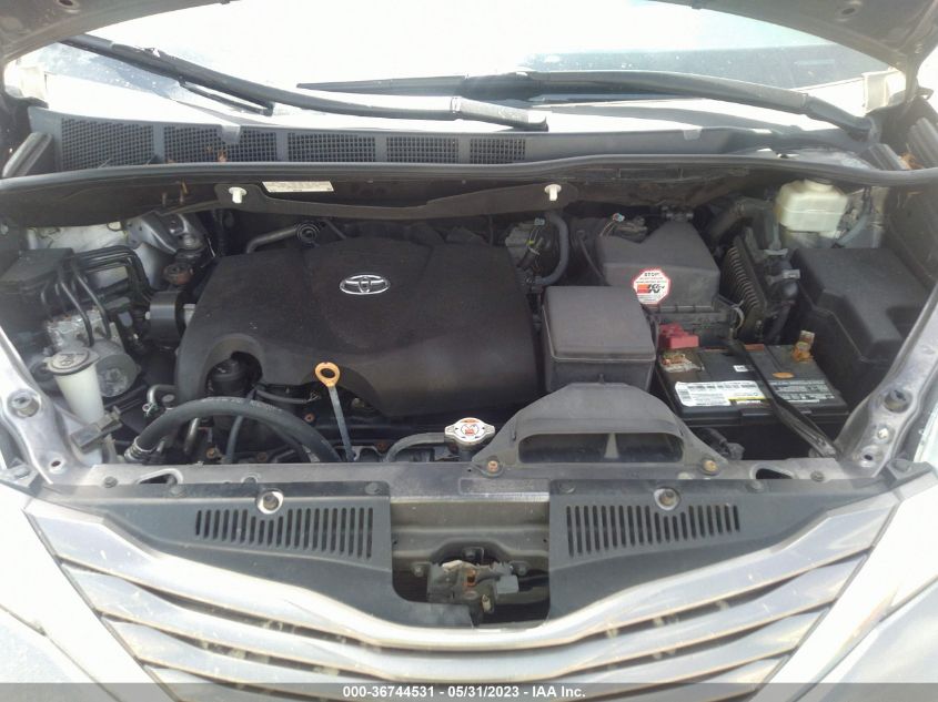 2017 TOYOTA SIENNA LE - 5TDJZ3DC9HS185335