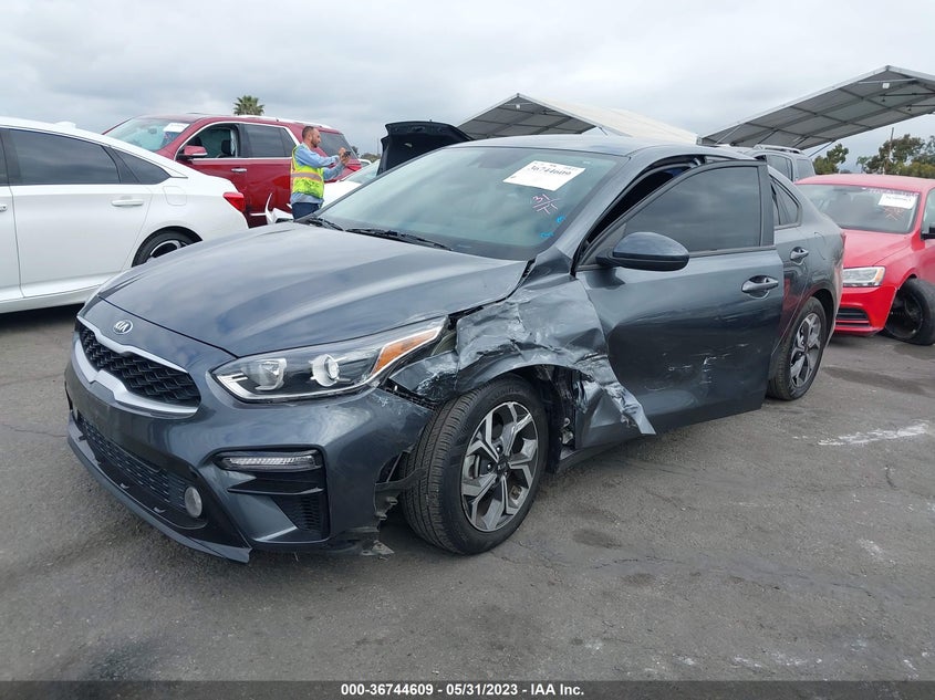 VIN 3KPF24AD8LE209379 2020 KIA FORTE LXS