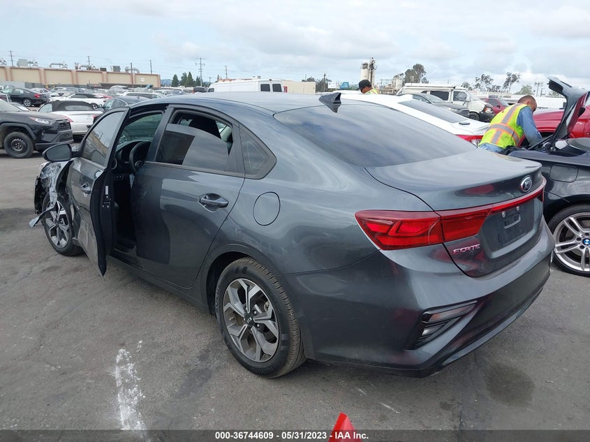 VIN 3KPF24AD8LE209379 2020 KIA FORTE LXS