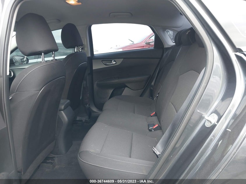 VIN 3KPF24AD8LE209379 2020 KIA FORTE LXS