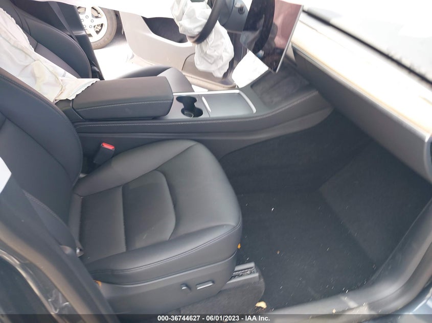 VIN 7SAYGDEE8PA047900 2023 TESLA MODEL Y LONG RANGE