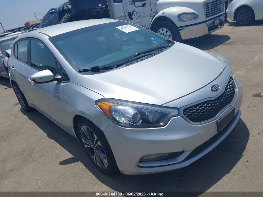 2016 KIA FORTE 5-DOOR EX - KNAFX5A80G5619215