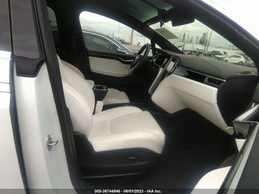 2017 TESLA MODEL X 90D/75D/100D - 5YJXCBE27HF056185