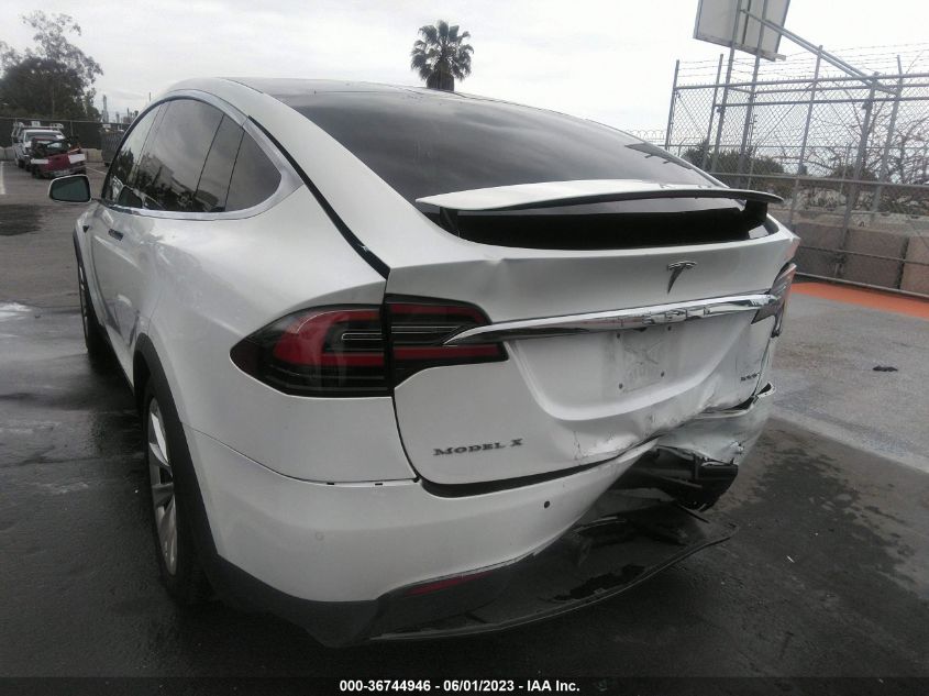 2017 TESLA MODEL X 90D/75D/100D - 5YJXCBE27HF056185