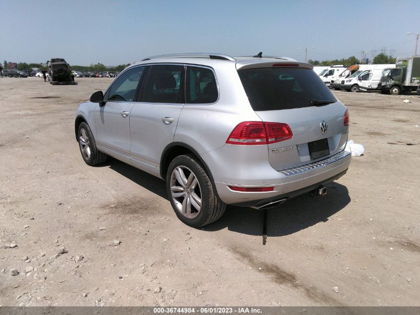 2014 VOLKSWAGEN TOUAREG EXEC - WVGEP9BP4ED007710