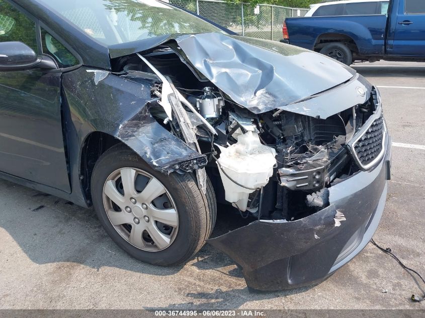 2018 KIA FORTE5 LX - KNAFK5A83J5773486