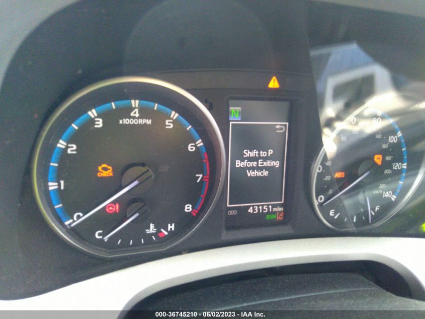 2018 TOYOTA RAV4 XLE/ADVENTURE - 2T3RFREV2JW737552