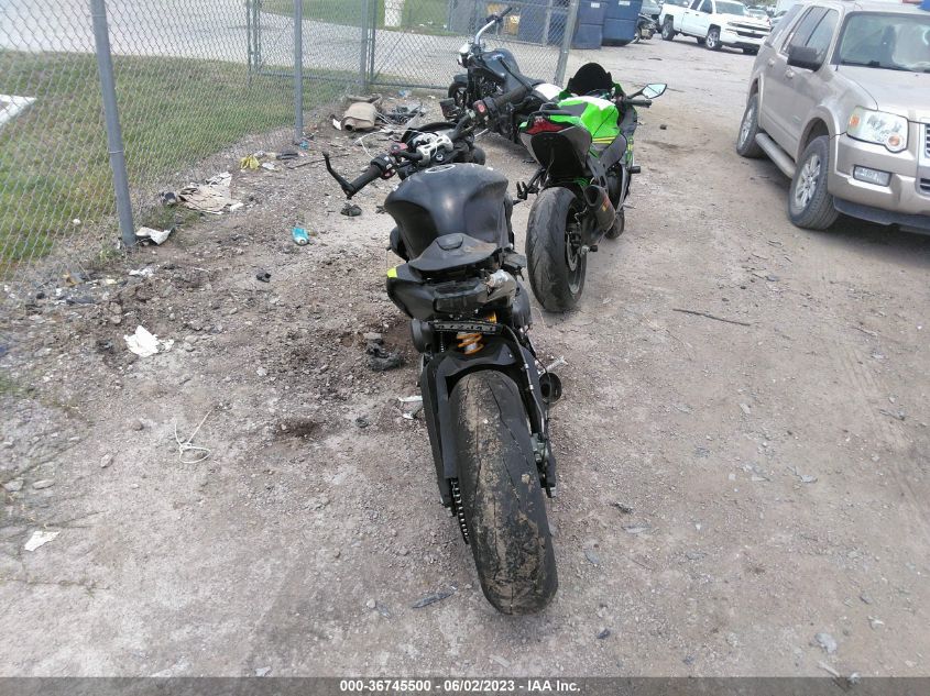 2020 TRIUMPH MOTORCYCLE STREET TRIPLE RS SMTA554S3LTAB7571