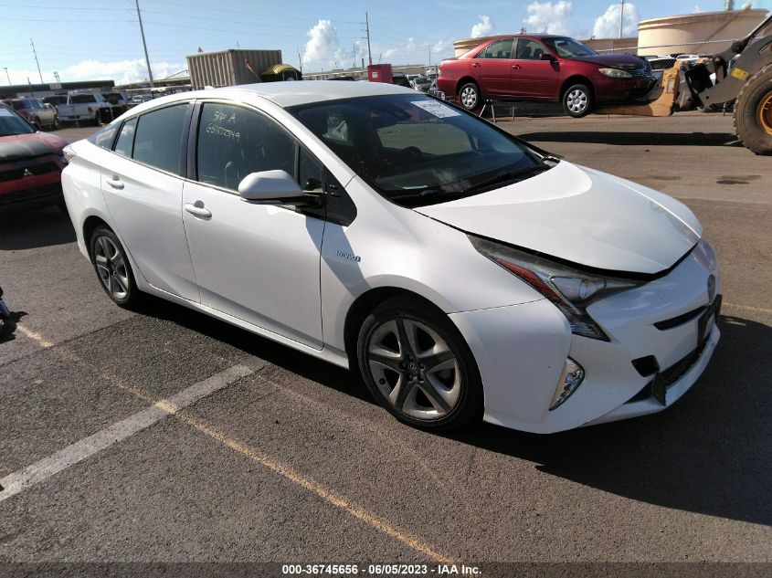 2016 TOYOTA PRIUS FOUR - JTDKARFU6G3011761