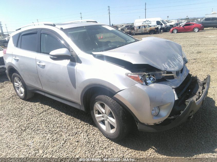 2013 TOYOTA RAV4 XLE - JTMWFREV5DD015612