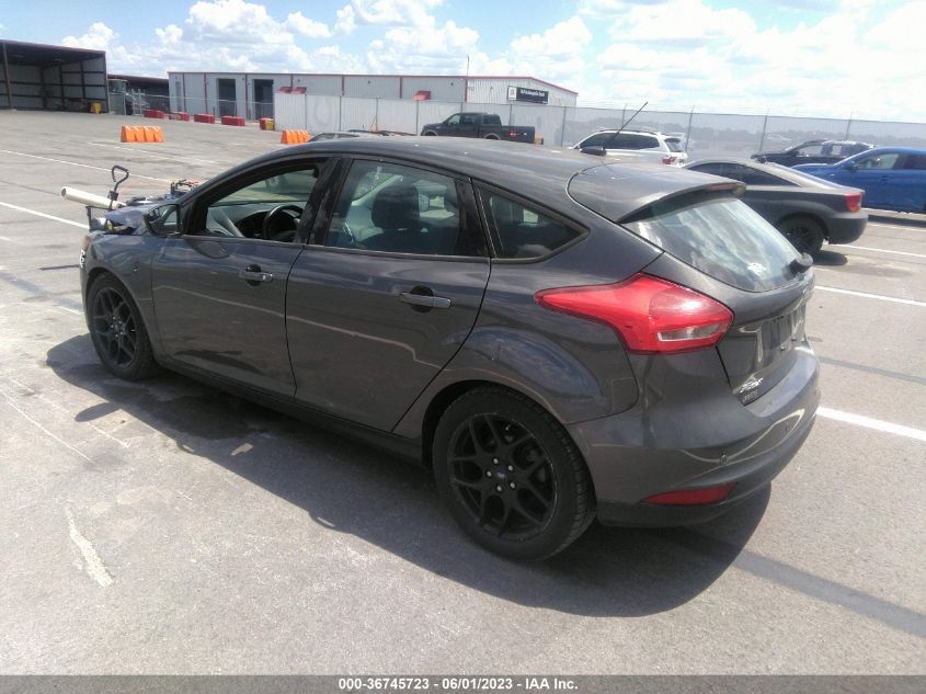 2016 FORD FOCUS SE - 1FADP3K22GL312011