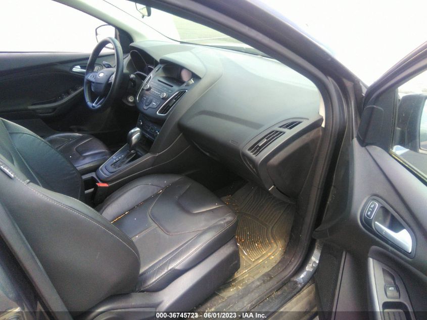 2016 FORD FOCUS SE - 1FADP3K22GL312011