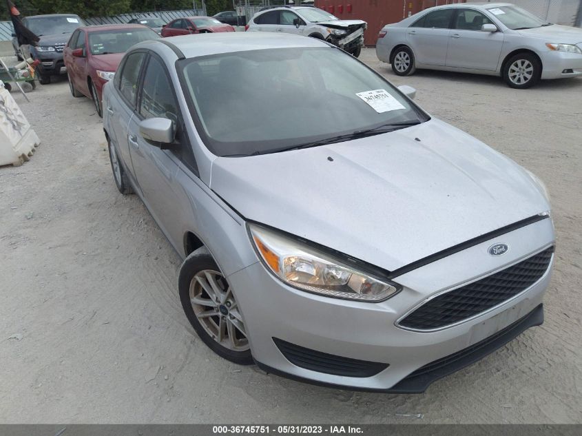 2017 FORD FOCUS SE - 1FADP3F22HL298381