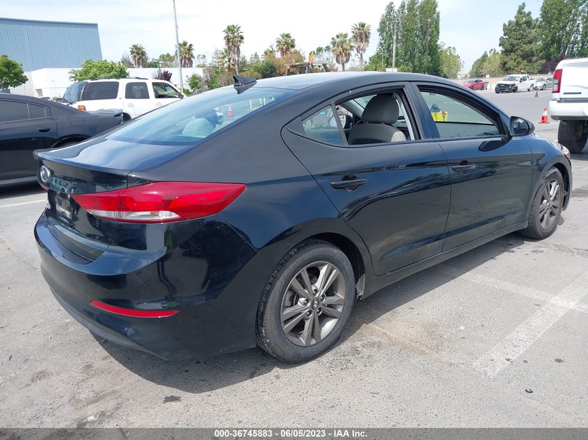 VIN 5NPD84LF4JH235622 2018 HYUNDAI ELANTRA SEL