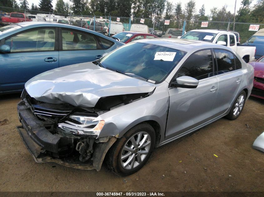 2014 VOLKSWAGEN JETTA SEDAN SE - 3VWD17AJ7EM400038