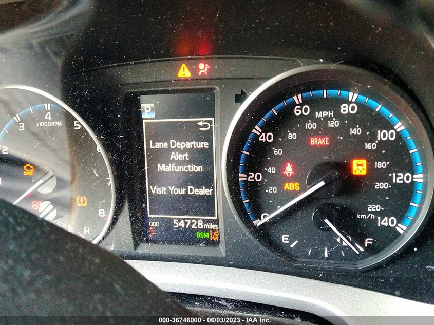 VIN 2T3WFREV4JW454024 2018 TOYOTA RAV4 XLE/ADVENTURE
