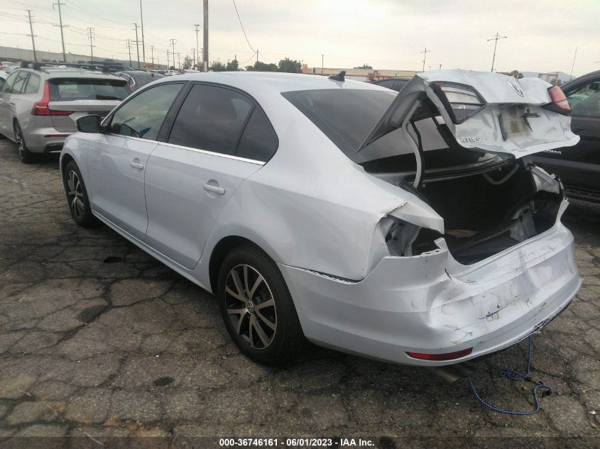 2018 VOLKSWAGEN JETTA 1.4T - 3VWDB7AJ4JM258271