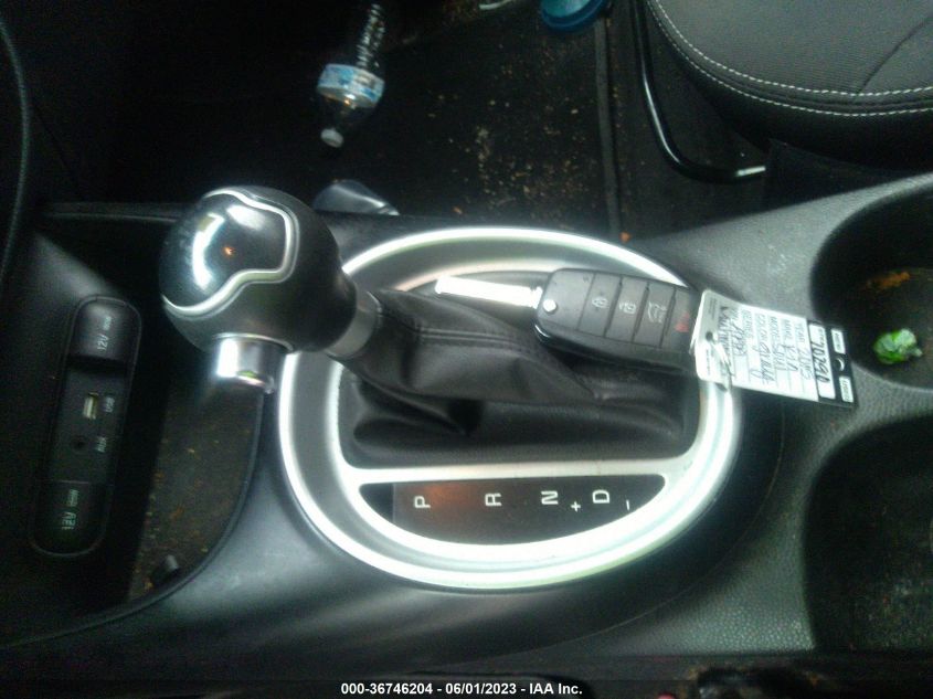 2015 KIA SOUL BASE - KNDJN2A20F7218988