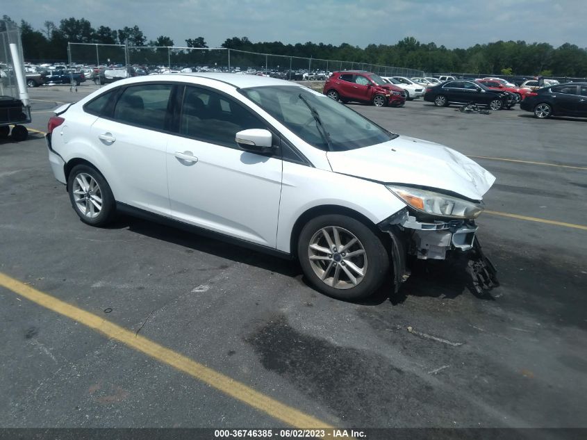 2015 FORD FOCUS SE - 1FADP3F22FL253857