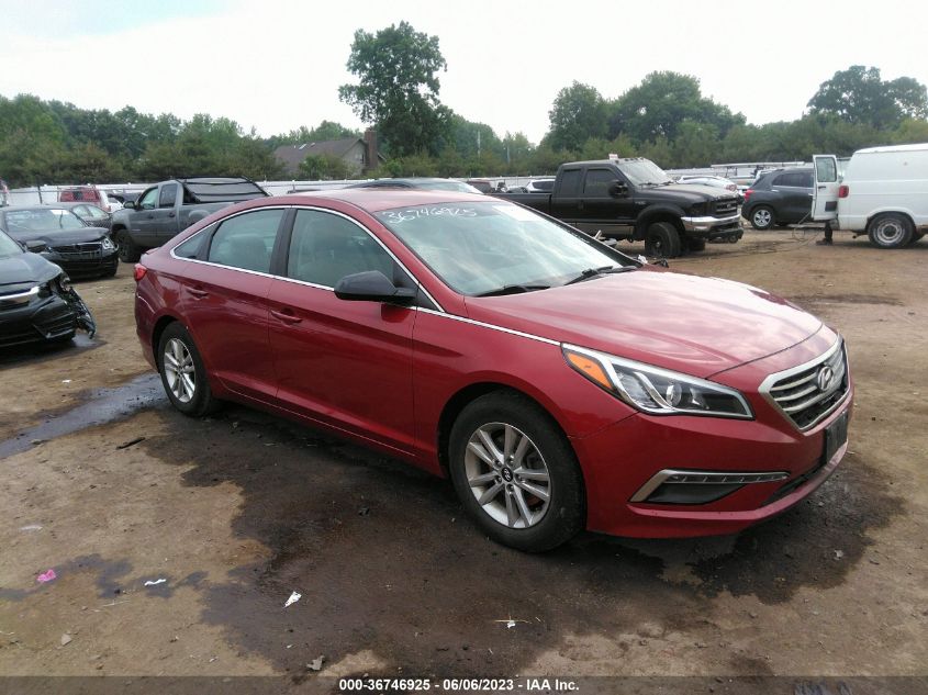 2015 HYUNDAI SONATA 2.4L SE - 5NPE24AF2FH060111