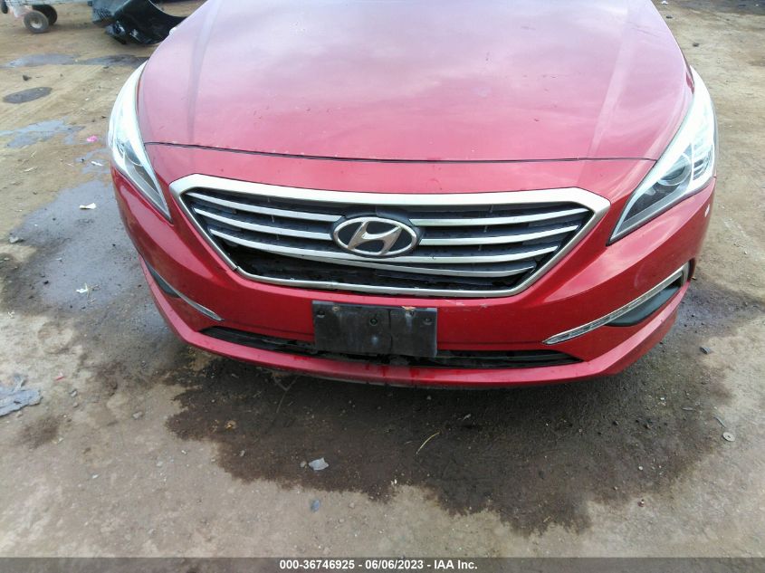 2015 HYUNDAI SONATA 2.4L SE - 5NPE24AF2FH060111