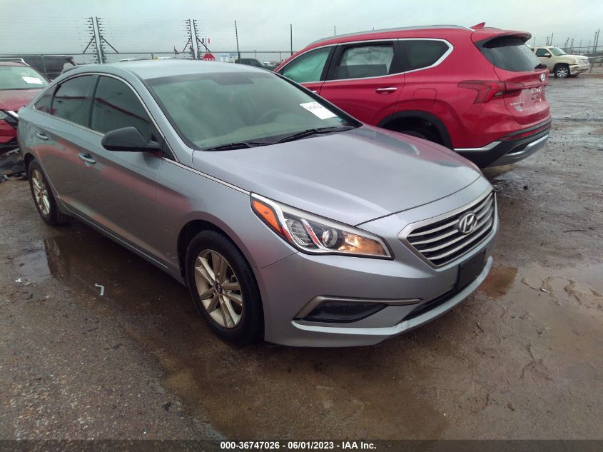 2017 HYUNDAI SONATA SE - 5NPE24AF5HH524169