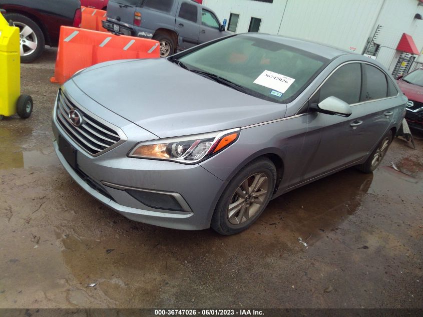 2017 HYUNDAI SONATA SE - 5NPE24AF5HH524169