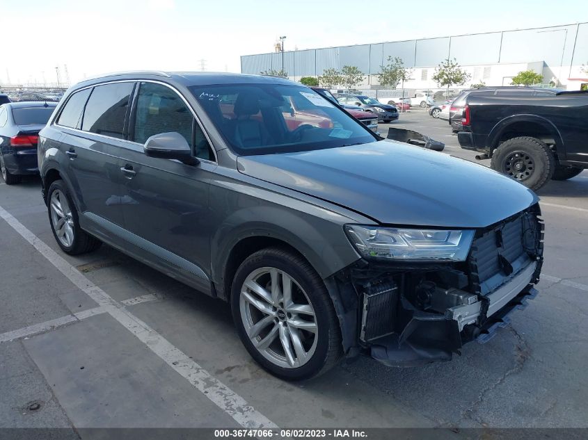 AUDI-Q7-WA1VAAF72JD008201