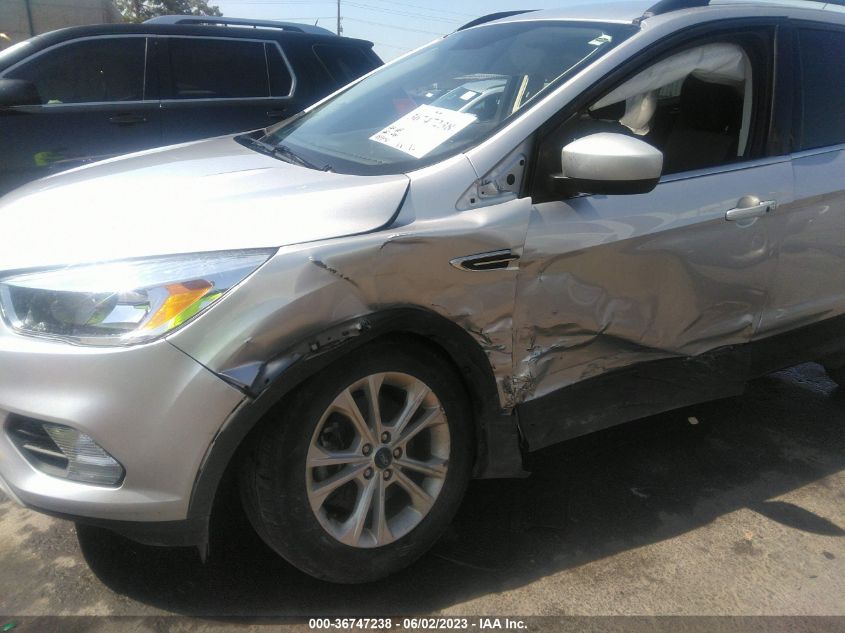 2019 FORD ESCAPE SE - 1FMCU9GD2KUB62945