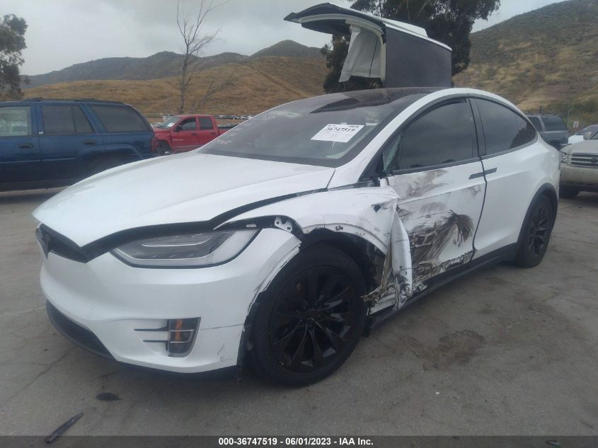 2019 TESLA MODEL X - 5YJXCBE28KF158926