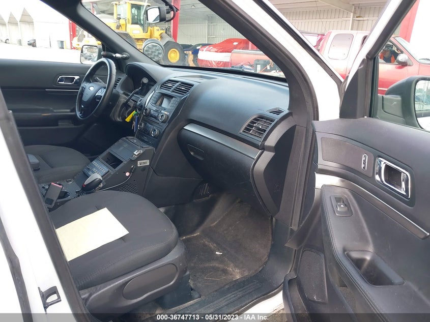 VIN 1FM5K8AR4JGC56576 2018 FORD POLICE INTERCEPTOR