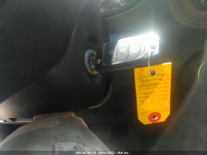 2020 HYUNDAI VENUE SE - KMHRB8A34LU014131