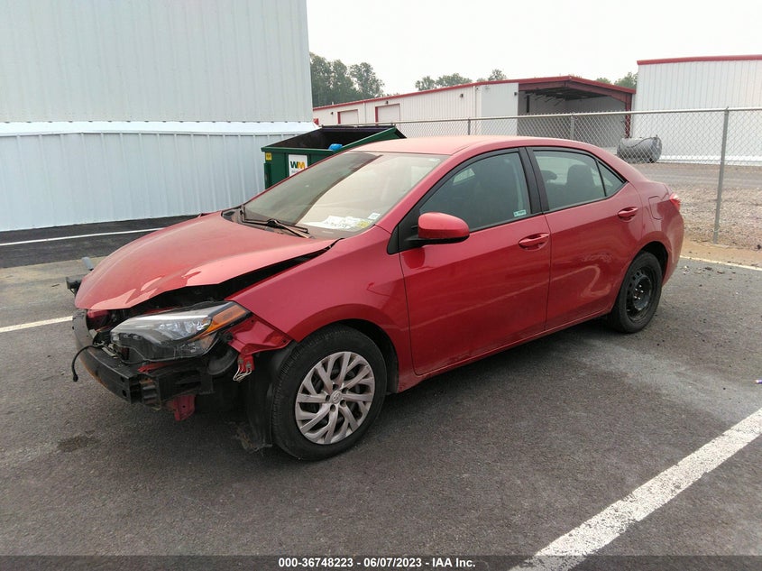 VIN 2T1BURHE8JC057264 2018 TOYOTA COROLLA LE