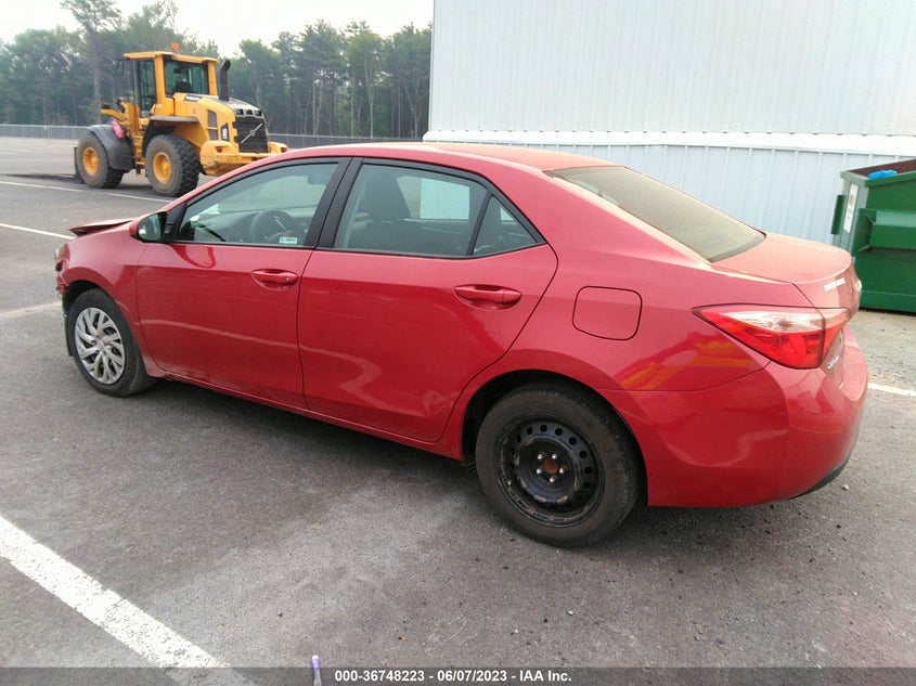 VIN 2T1BURHE8JC057264 2018 TOYOTA COROLLA LE