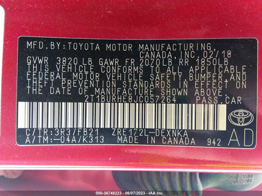 VIN 2T1BURHE8JC057264 2018 TOYOTA COROLLA LE