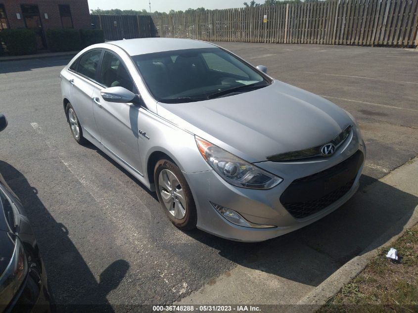 2014 HYUNDAI SONATA HYBRID - KMHEC4A48EA116761