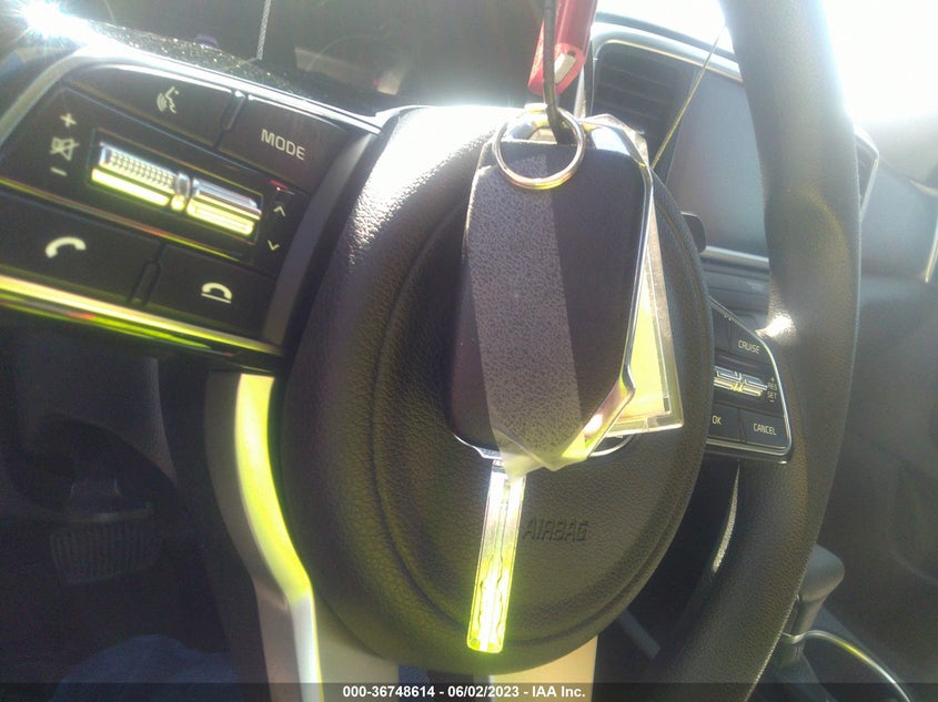 VIN KNDPMCAC7M7940371 2021 KIA SPORTAGE LX