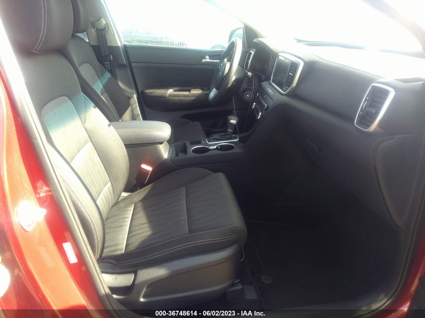 VIN KNDPMCAC7M7940371 2021 KIA SPORTAGE LX