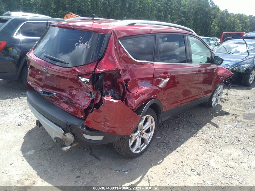 VIN 1FMCU9J97JUD25799 2018 FORD ESCAPE TITANIUM