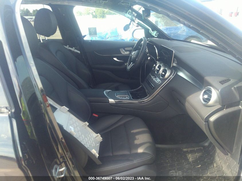 2022 MERCEDES-BENZ GLC GLC 300 - W1N0G8EB2NG080946
