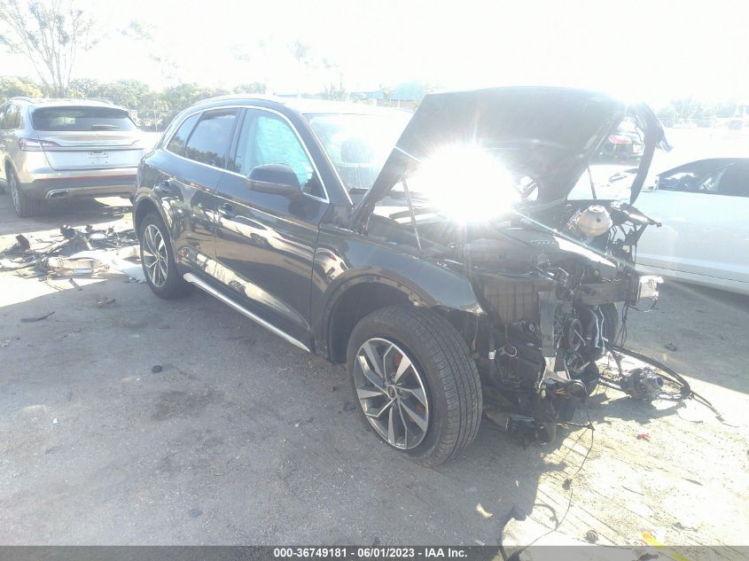 WA1AAAFY6M2003851 2021 AUDI Q5, photo no. 1