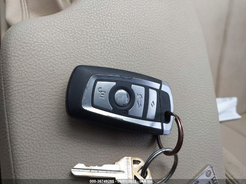 2013 BMW 3 SERIES 328I - WBA3A5G55DNP19825